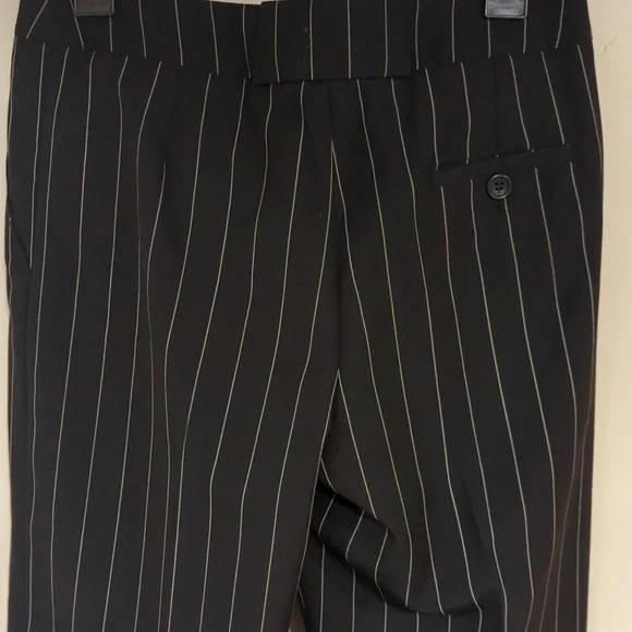 ARMANI women's black wide leg pinstripe pants, size 6 - Picture 6 of 8